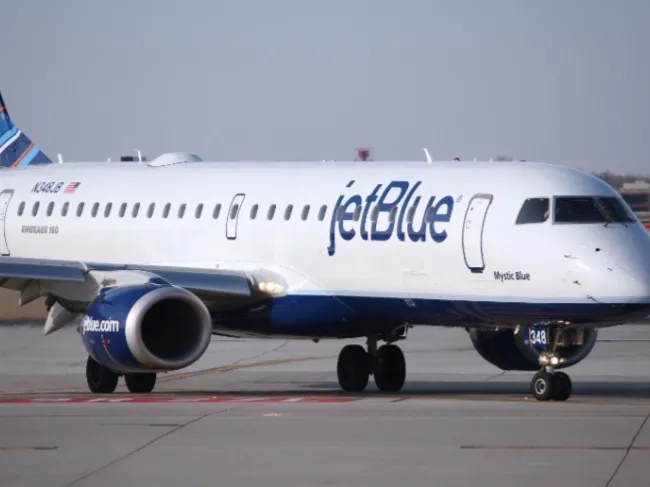 jetblue airplane